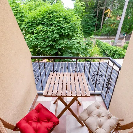 Kati P Vendeghaz Rum i privatbostad *