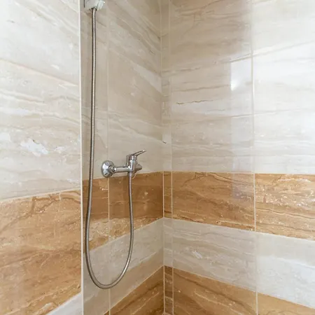 Kati P Vendeghaz Δωμάτια σε οικογενειακή κατοικία *