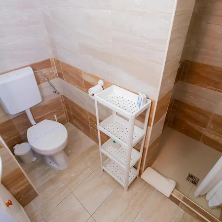 Kati P Vendeghaz Δωμάτια σε οικογενειακή κατοικία