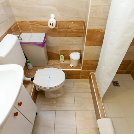 Pansiyon Kati P Vendeghaz *