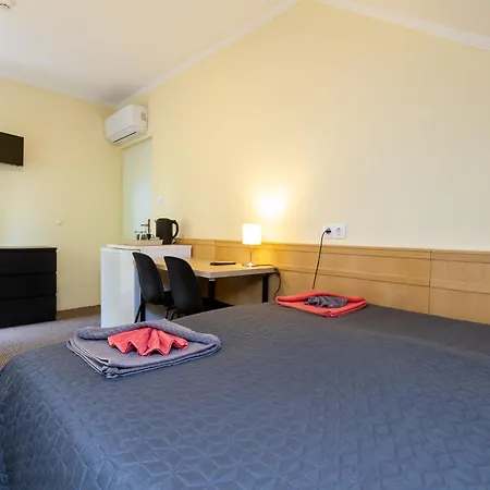 Pansiyon Kati P Vendeghaz *