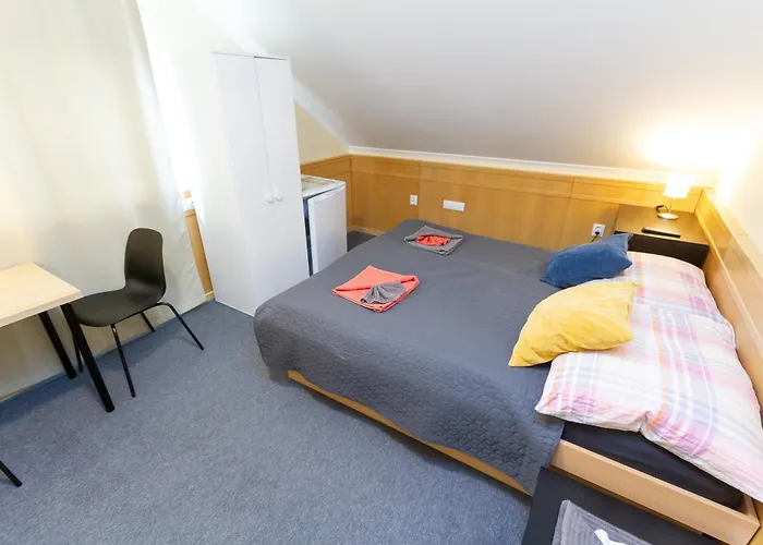 Kati P Vendeghaz Kwatera prywatna *